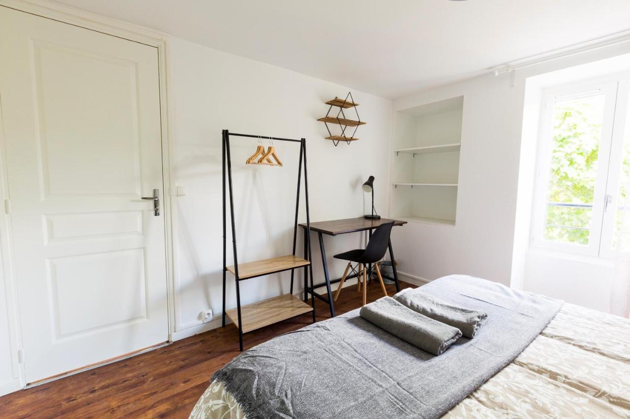 Au Refuge Hyper Centre Joigny Apartman Kültér fotó