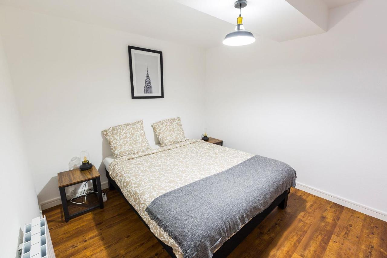 Au Refuge Hyper Centre Joigny Apartman Kültér fotó